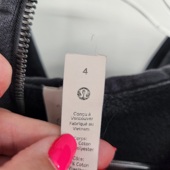 Lululemon Scuba Full Zip Hoodie Jacket Womens Size 4 Black Cotton Fleece *faded* - Picture 5 of 7